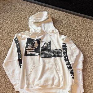 Maggie Lindemann Hoodie & Sweatpants Merch